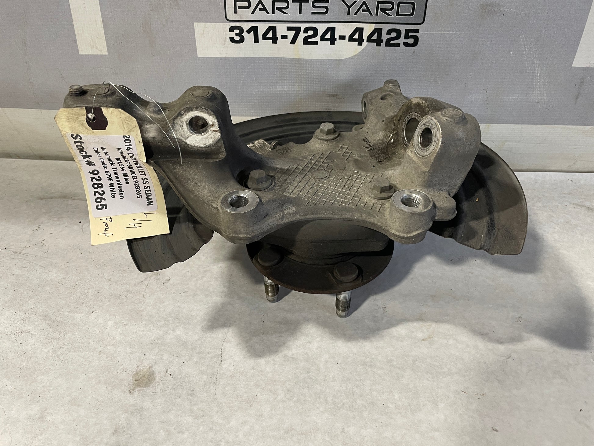 2014 Chevy SS Sedan Front LH Driver Hub Spindle Knuckle Assembly OEM - Day's Parts Yard