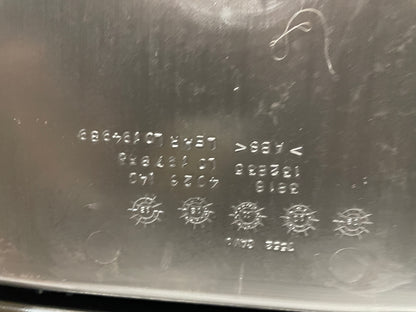 2013 GMC Sierra C1500 SLE Front Center Console Jump Seat OEM - Day's Parts Yard