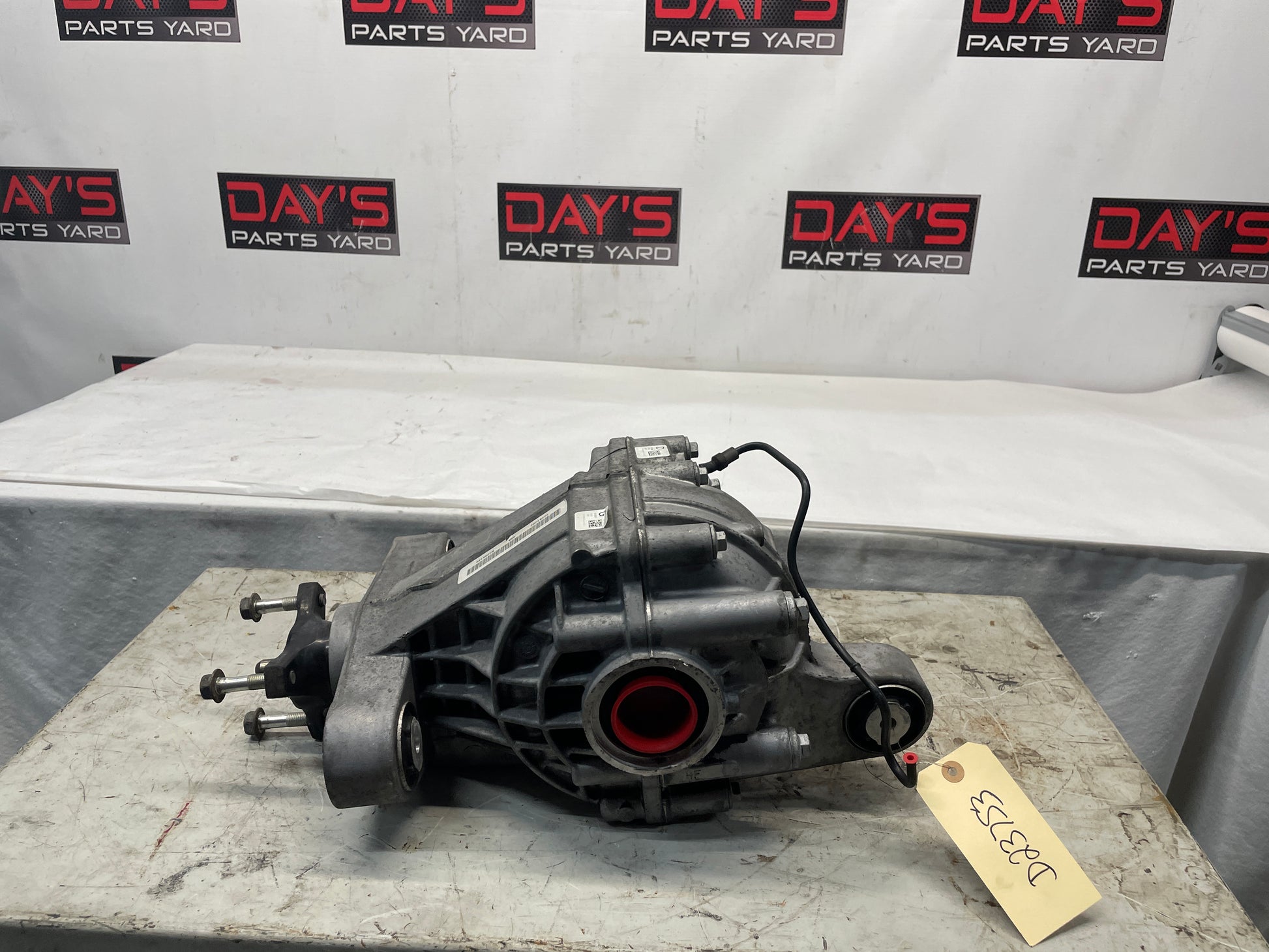 2008 Pontiac G8 Base 2.92 LSD Rear End Carrier Diff OEM - Day's Parts Yard