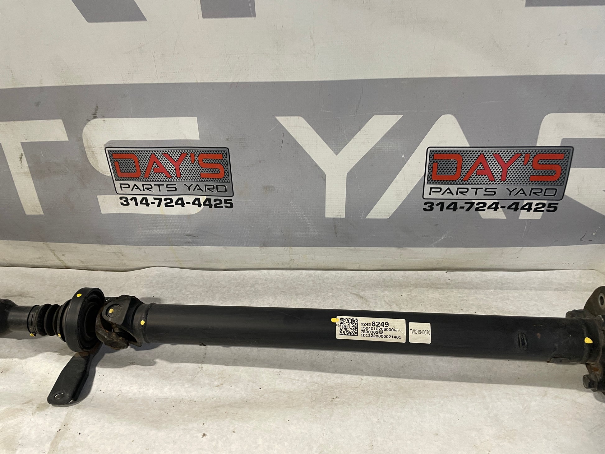 2014 Chevy SS Sedan Drive Shaft Driveshaft OEM - Day's Parts Yard