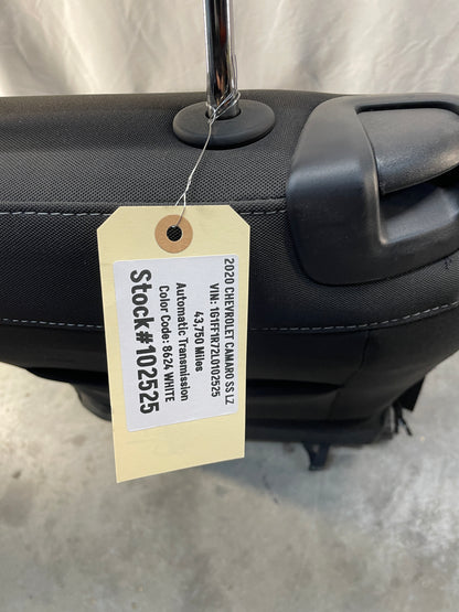 2020 Chevy Camaro SS LZ RH Passenger Cloth Front Seat OEM