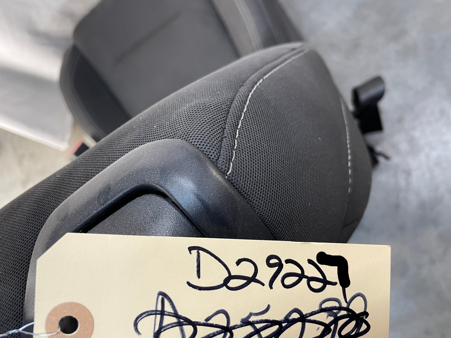 2020 Chevy Camaro SS LZ RH Passenger Cloth Front Seat OEM