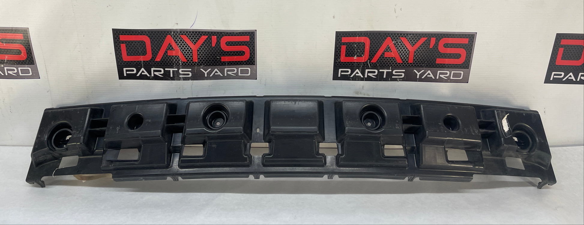 2009 Pontiac G8 GT Rear Bumper Energy Impact Absorber OEM - Day's Parts Yard