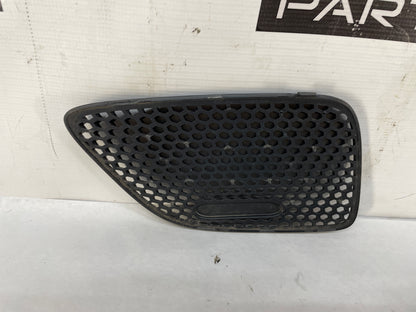 2004 Pontiac GTO RH & LH Front Bumper Upper Kidney Grilles OEM