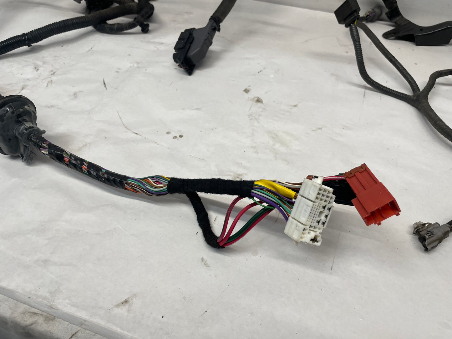2013 Chevy Caprice Engine Bay Fire Wall Wire Forward Lamp Wiring Harness OEM - Day's Parts Yard