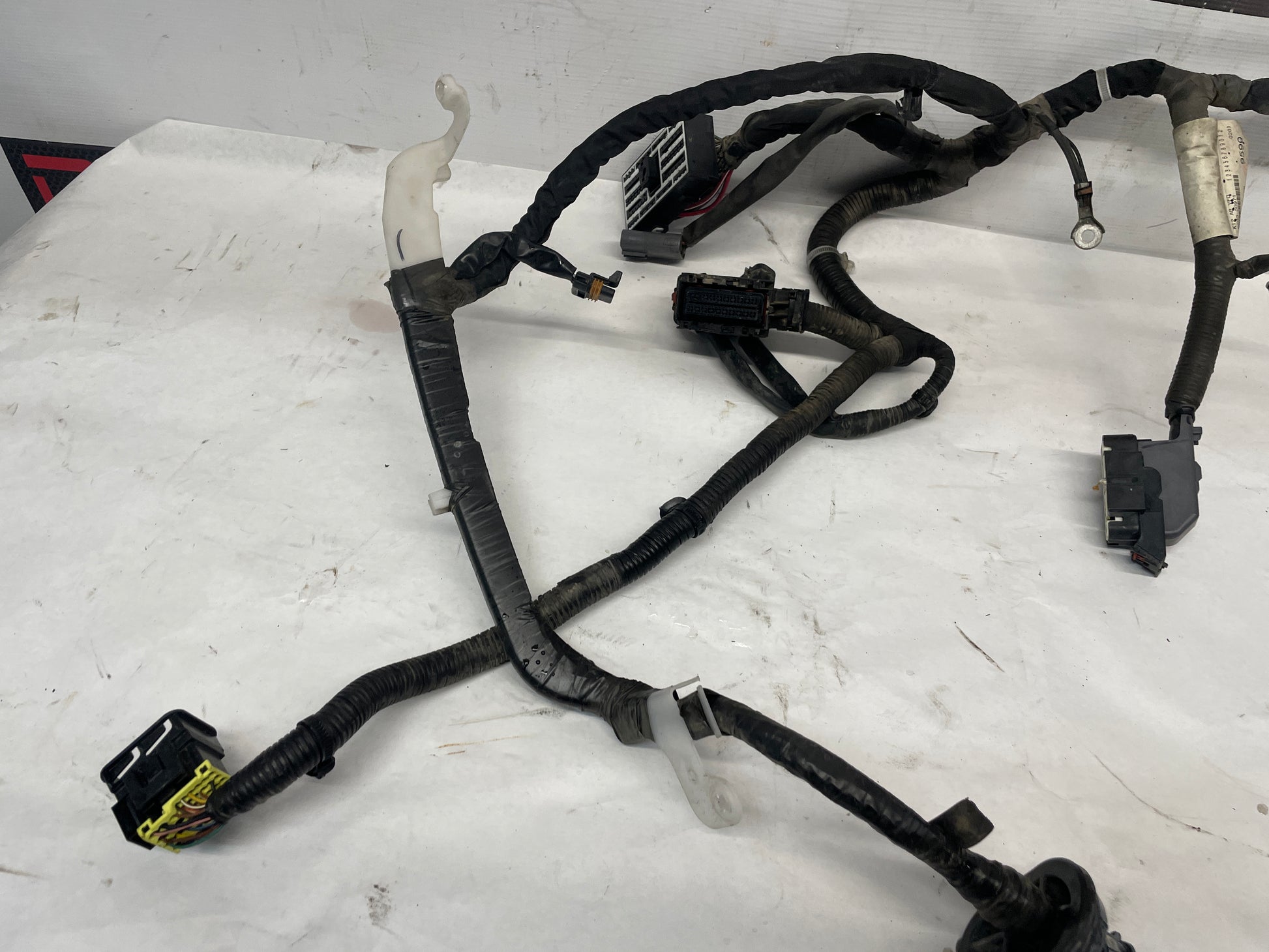 2013 Chevy Caprice Engine Bay Fire Wall Wire Forward Lamp Wiring Harness OEM - Day's Parts Yard