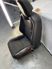 2013 Chevy Camaro ZL1 RH Passenger Front Seat OEM