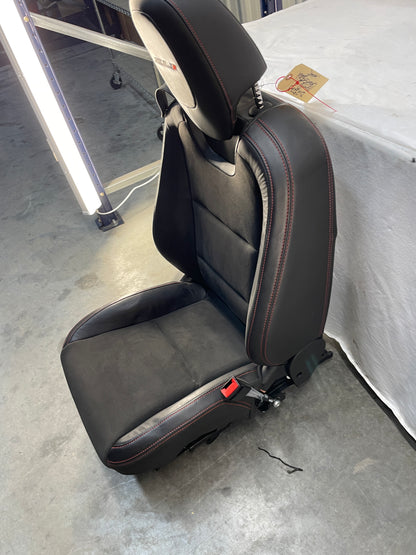 2013 Chevy Camaro ZL1 RH Passenger Front Seat OEM