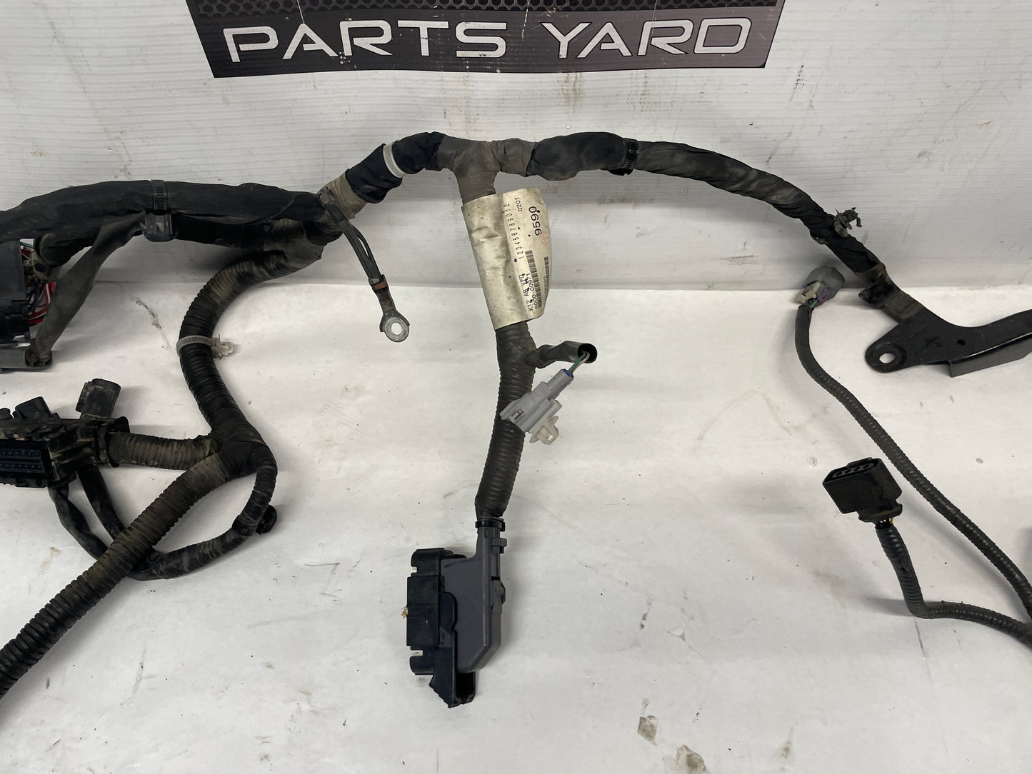 2013 Chevy Caprice Engine Bay Fire Wall Wire Forward Lamp Wiring Harness OEM - Day's Parts Yard