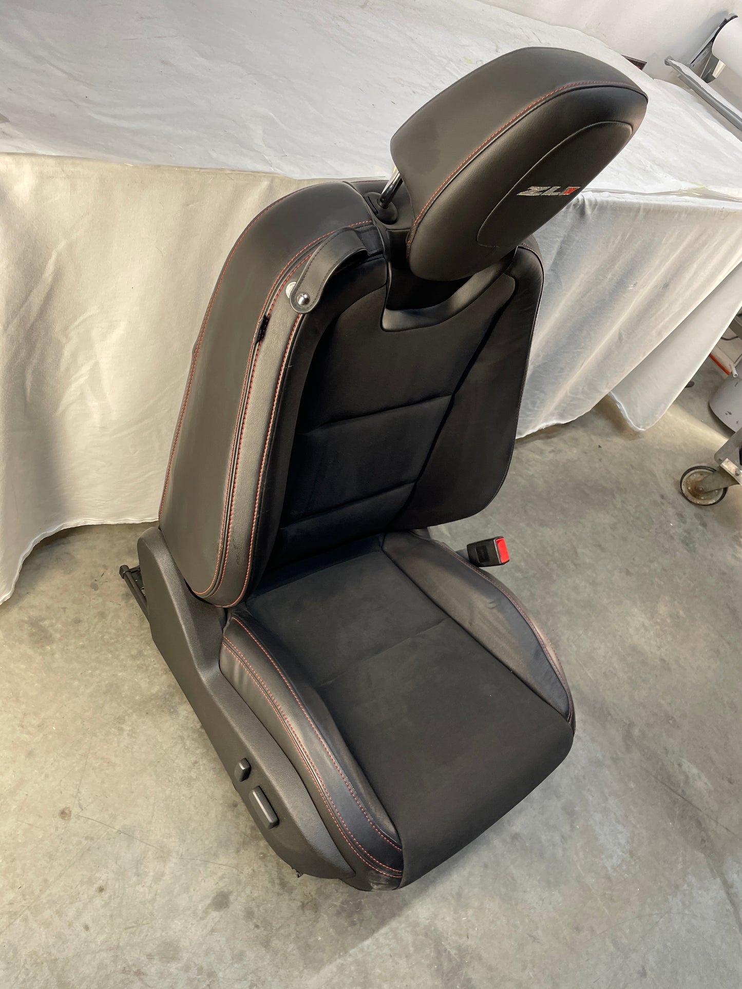 2013 Chevy Camaro ZL1 RH Passenger Front Seat OEM