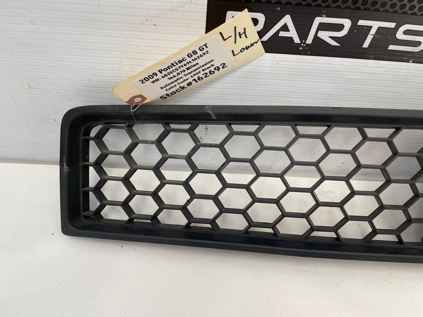 2009 Pontiac G8 GT LH Driver Bumper Lower Grille OEM - Day's Parts Yard