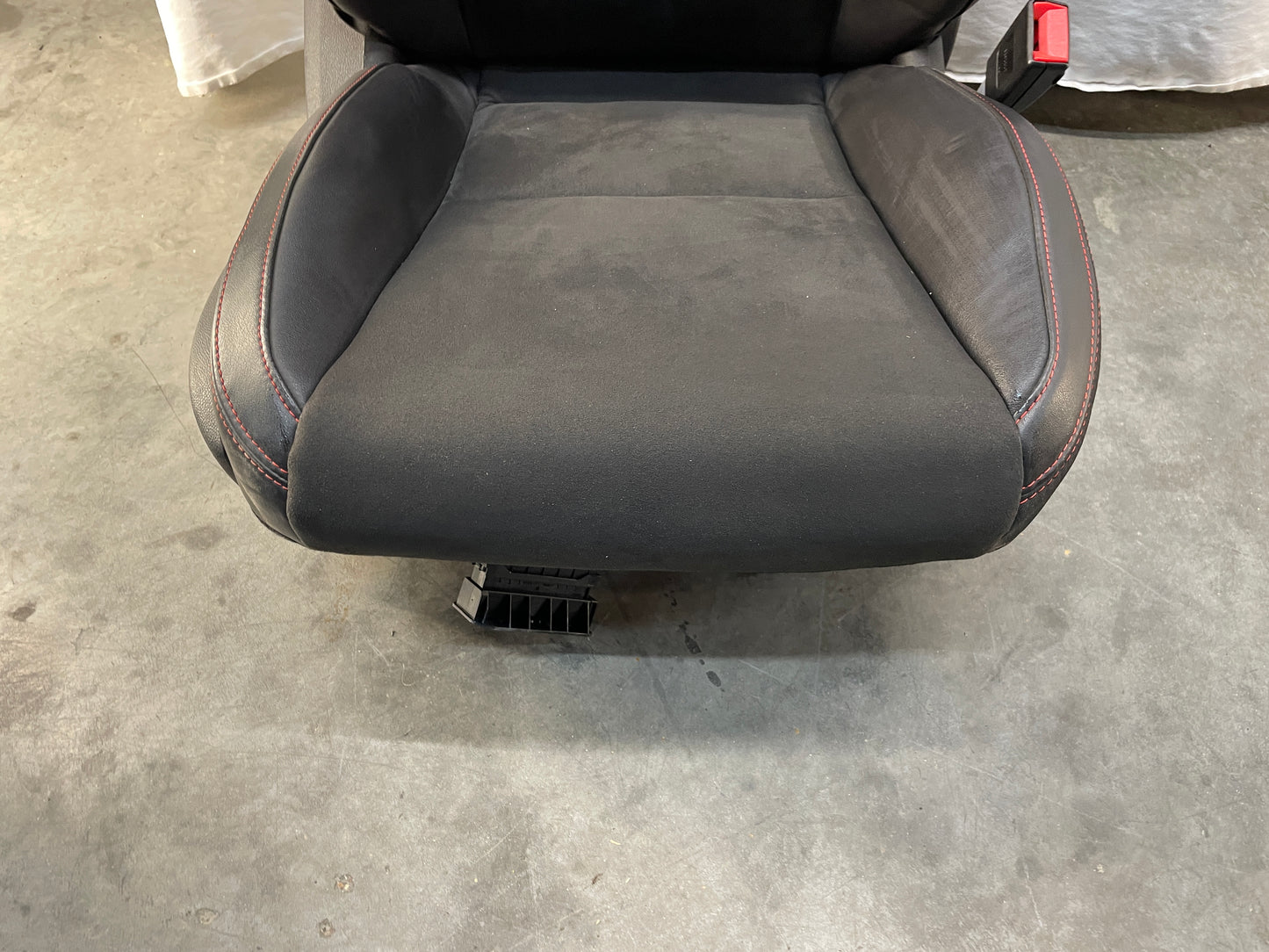 2013 Chevy Camaro ZL1 RH Passenger Front Seat OEM