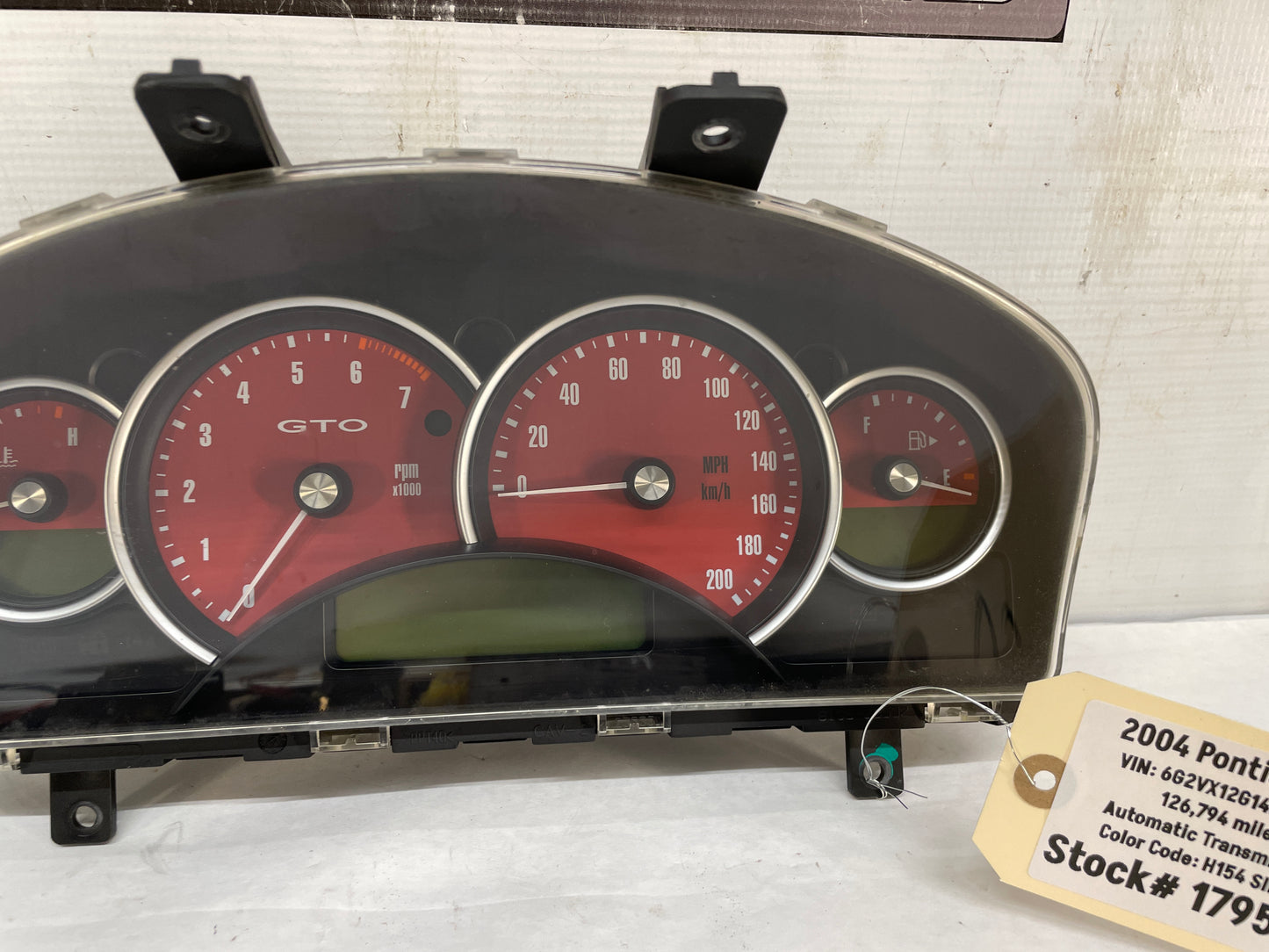 2004 Pontiac GTO Red Instrument Gauge Cluster Speedometer OEM