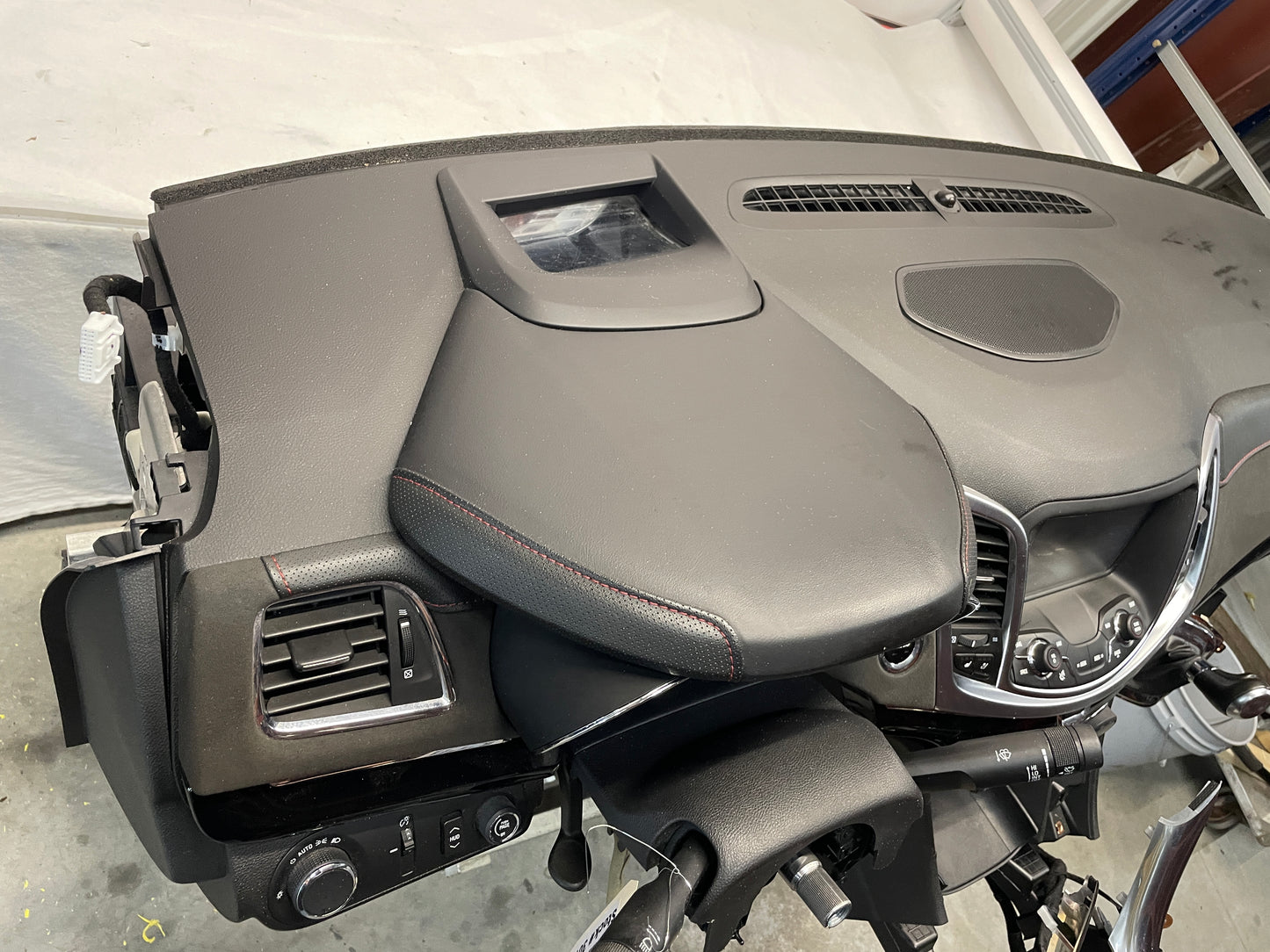 2017 Chevy SS Sedan Complete Dash w/ Center Console & Shifter OEM