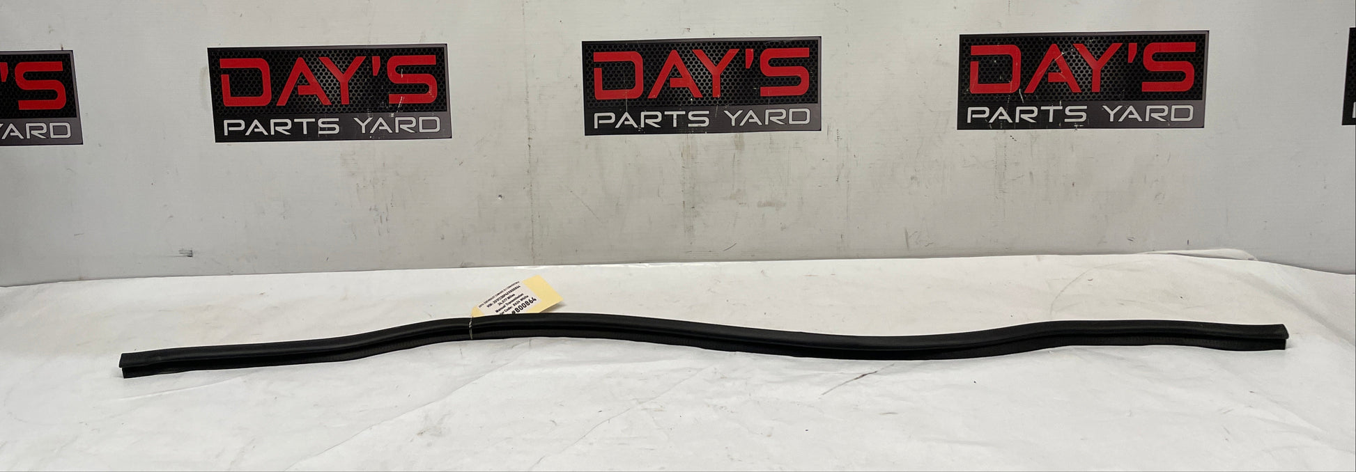 2014 Chevy Camaro ZL1 Convertible Wiper Cowl Rubber Weather Strip Seal OEM - Day's Parts Yard