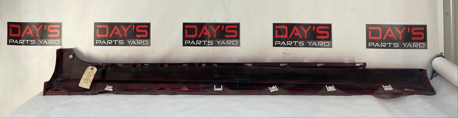 2009 Pontiac G8 GT LH Driver Rocker Molding Side Skirt Panel Red OEM - Day's Parts Yard