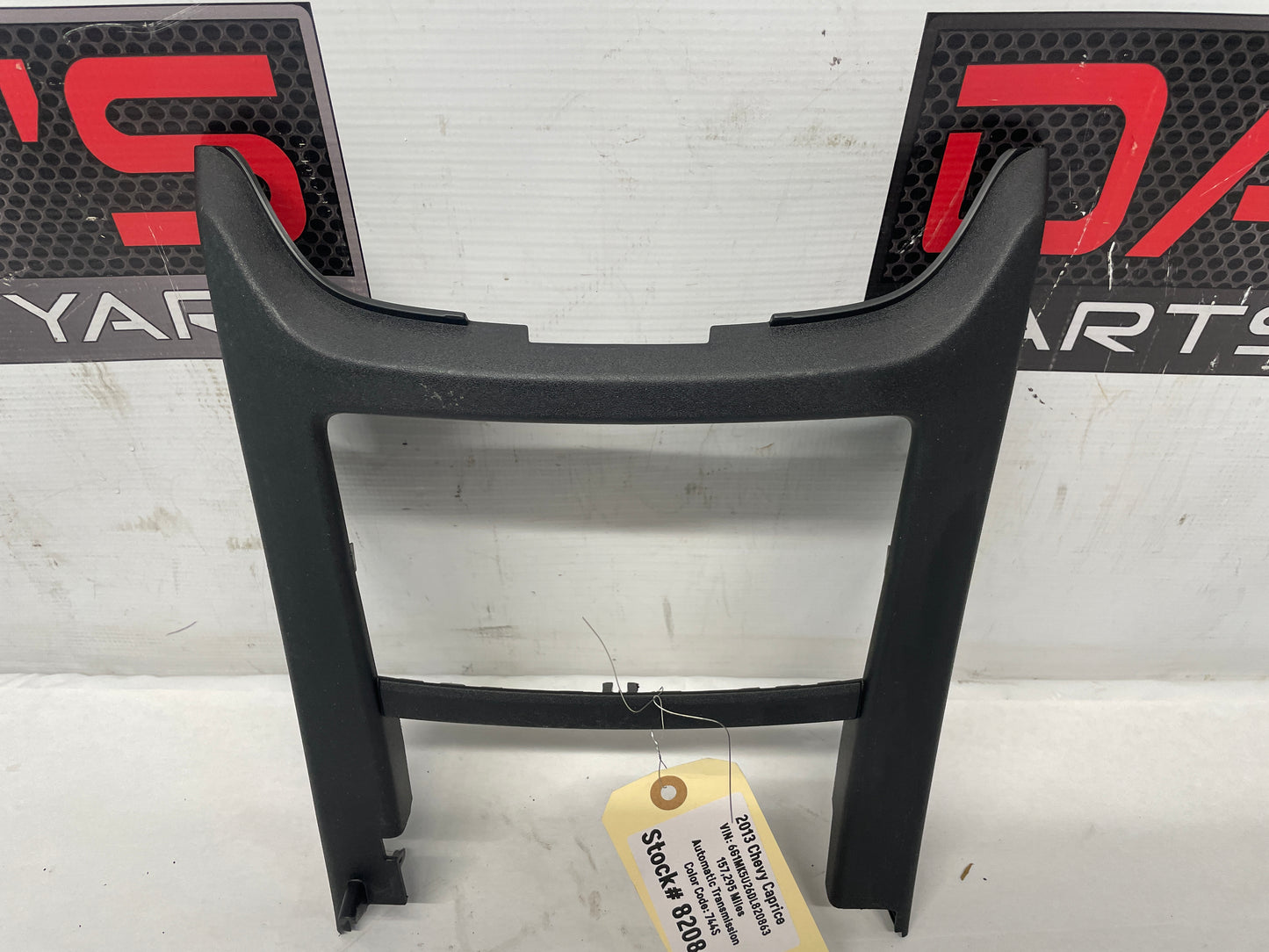 2013 Chevy Caprice Radio Stereo Center Dash Trim Bezel Molding OEM - Day's Parts Yard