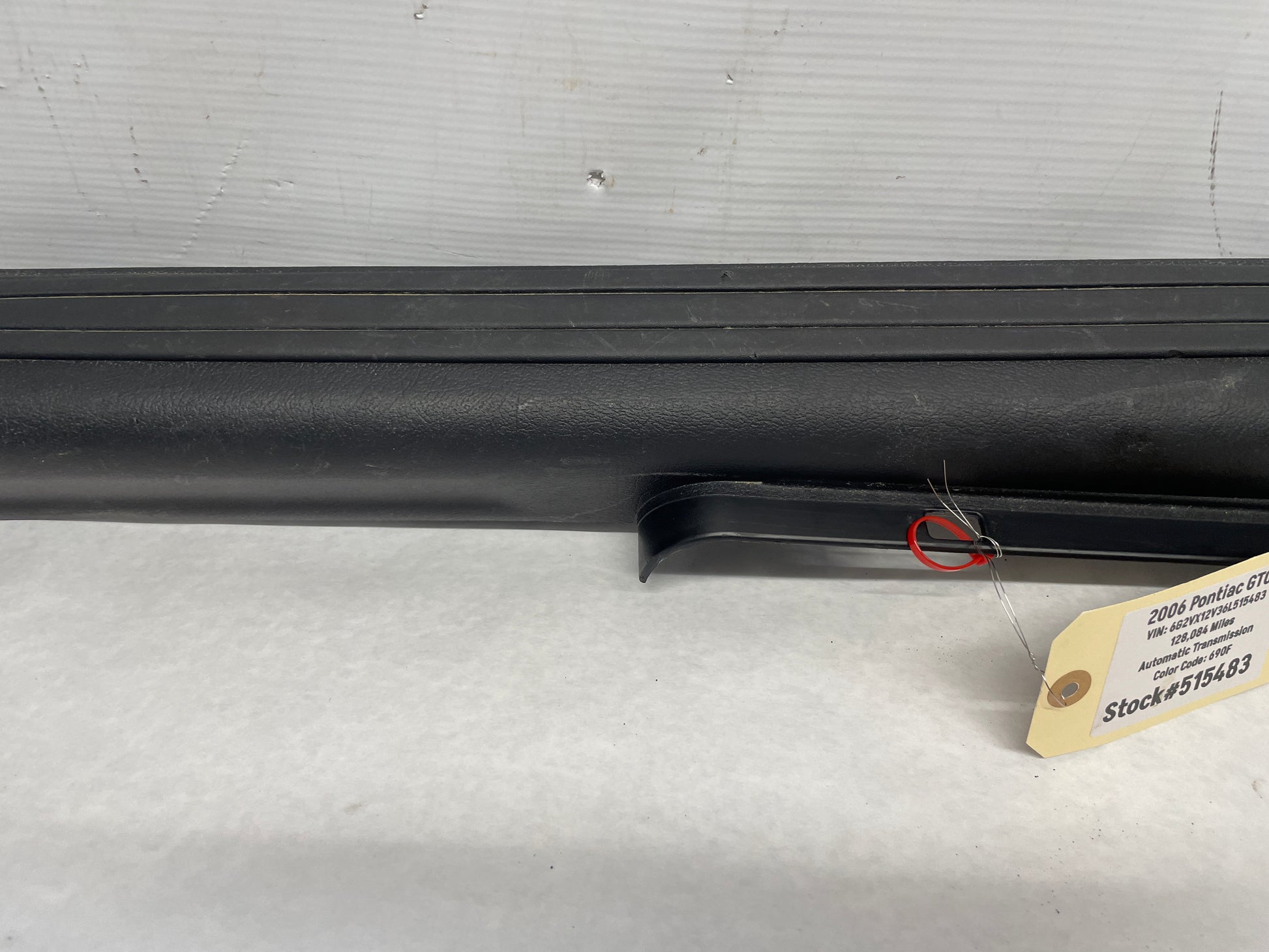 2006 Pontiac GTO RH Passenger Interior Sill Carpet Retainer Trim Cover Panel OEM - Day's Parts Yard
