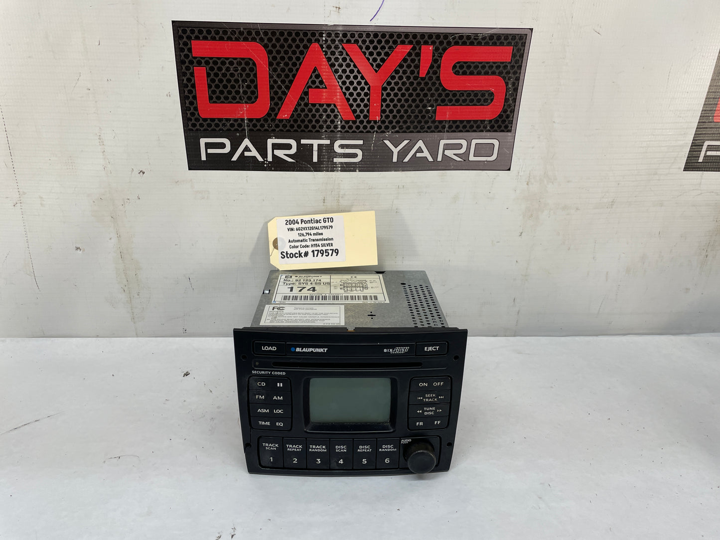2004 Pontiac GTO Radio Stereo 6 Disk CD Changer Blaupunkt OEM