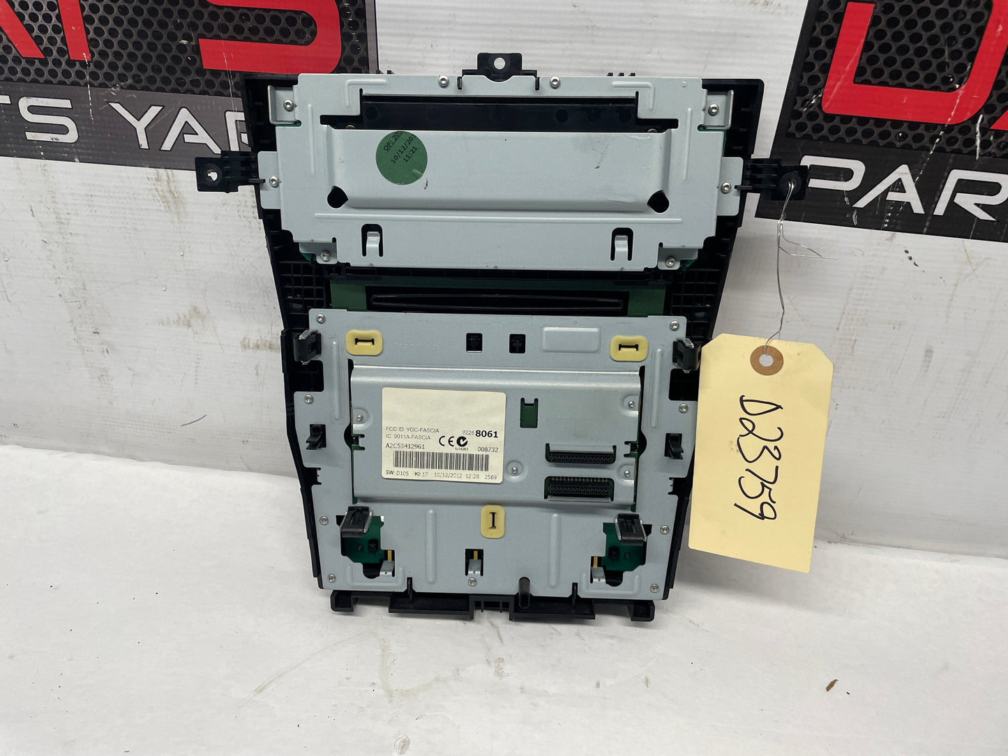 2013 Chevy Caprice Radio Stereo HVAC Temperature Control Panel Unit OEM - Day's Parts Yard