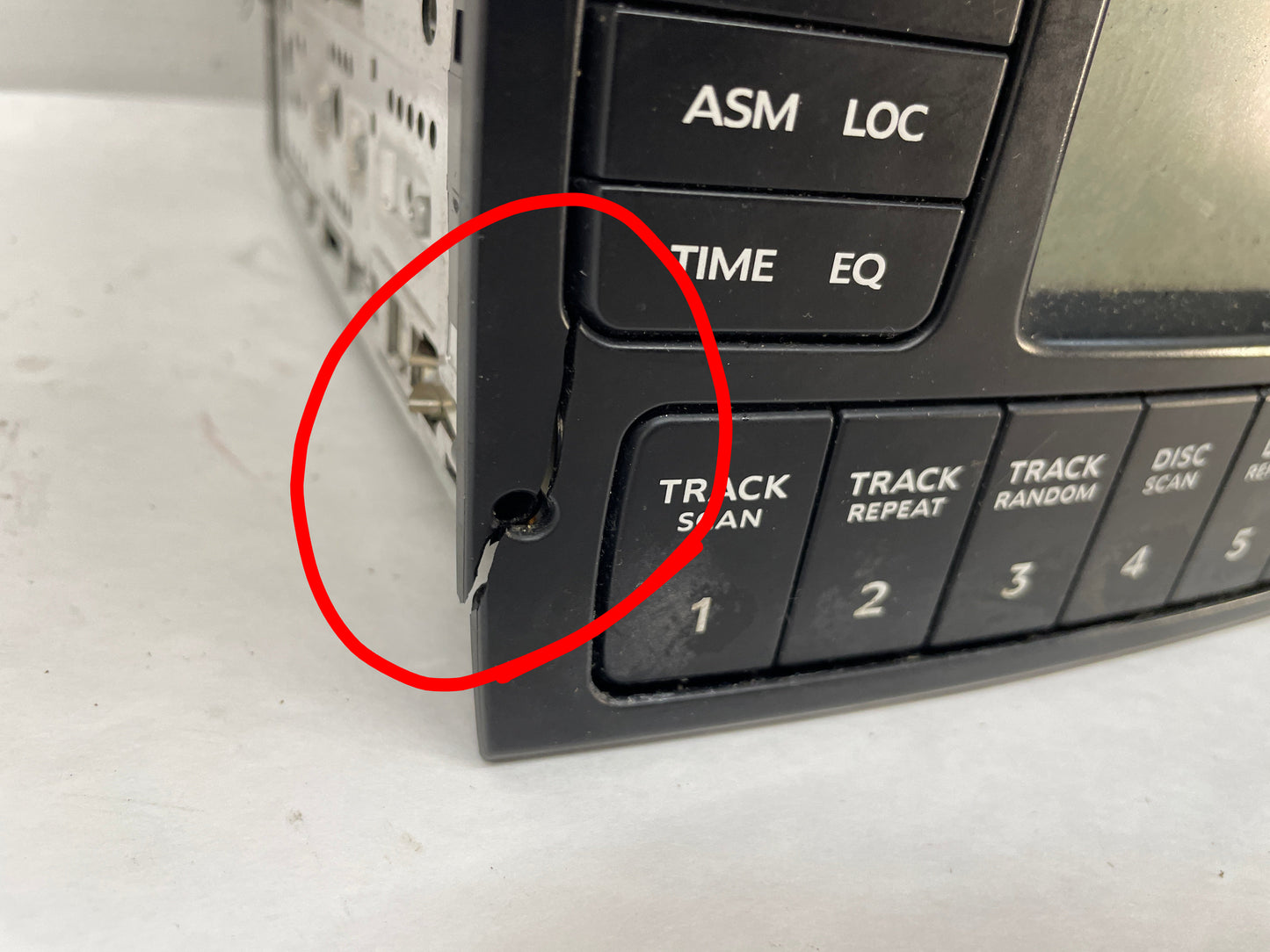 2004 Pontiac GTO Radio Stereo 6 Disk CD Changer Blaupunkt OEM