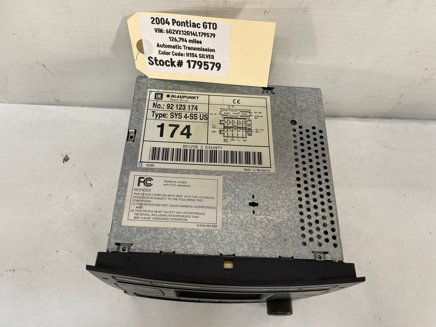 2004 Pontiac GTO Radio Stereo 6 Disk CD Changer Blaupunkt OEM