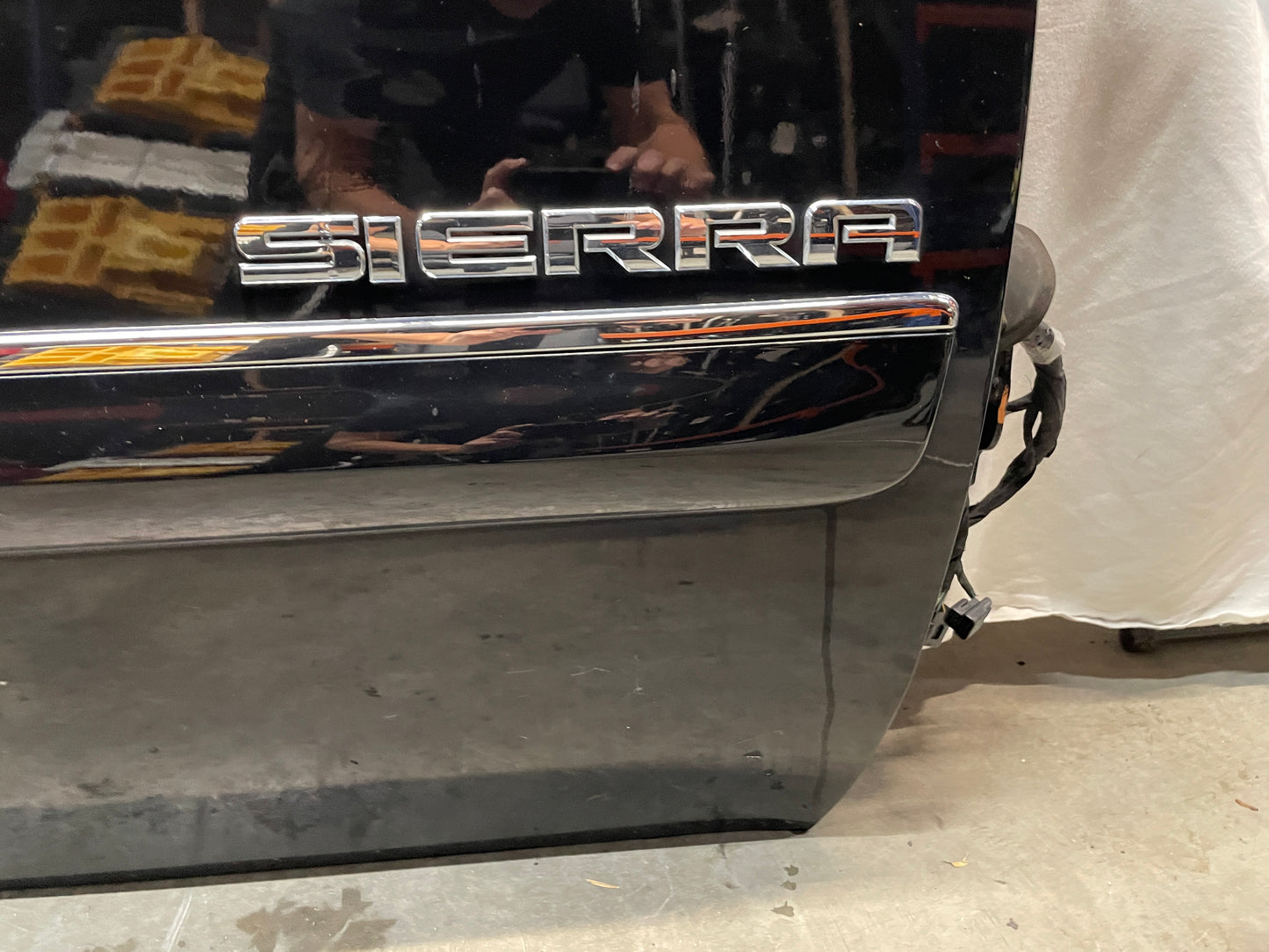 2013 GMC Sierra C1500 SLE RH Passenger Front Exterior Door Black OEM - Day's Parts Yard