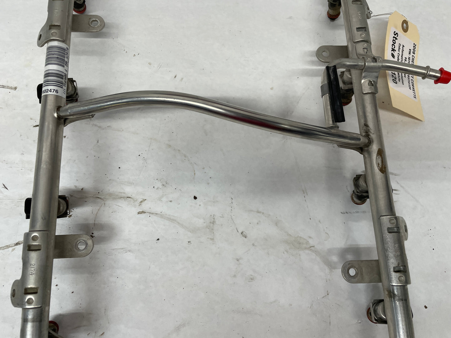 2008 Chevy Corvette Fuel Injection Rail w/ Injectors OEM - Day's Parts Yard