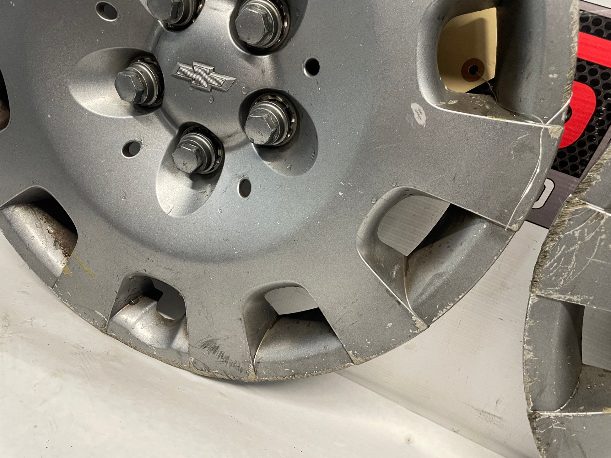 2013 Chevy Caprice Wheel Hub Cap Cover OEM - Day's Parts Yard