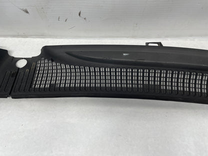 2006 Pontiac 2 PC Windshield Wiper Cowl OEM - Day's Parts Yard