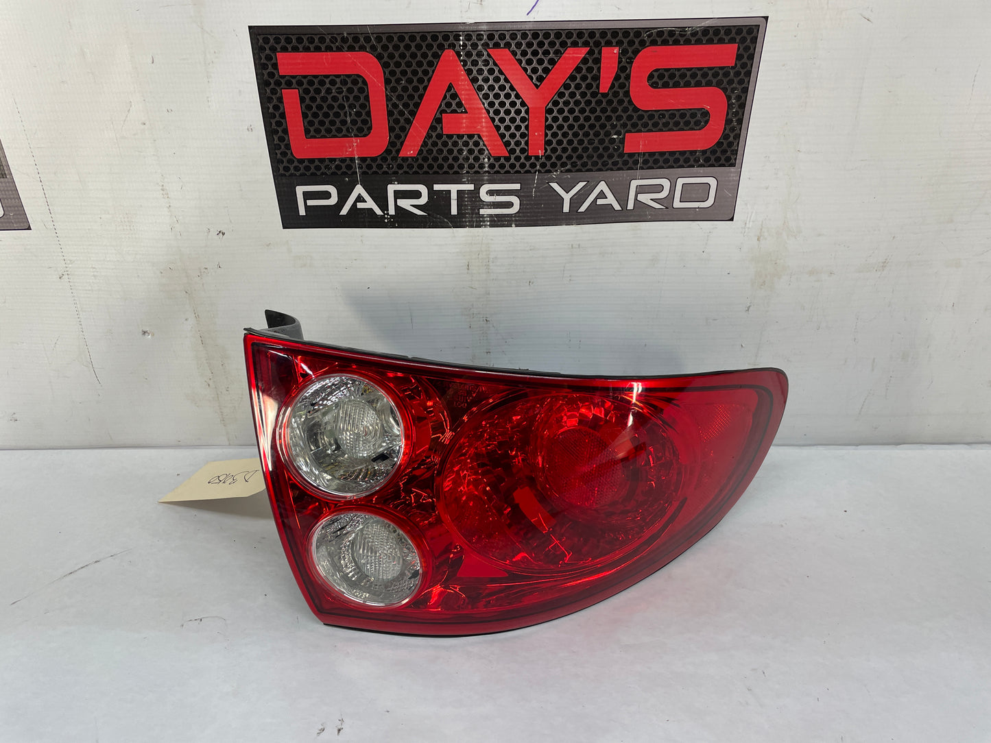 2004 Pontiac GTO LH Driver Taillight Tail Light Lamp OEM