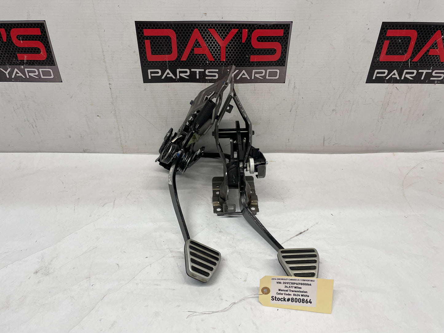 2014 Chevy Camaro ZL1 Manual Transmission Pedal Set Brake & Clutch Assembly OEM - Day's Parts Yard