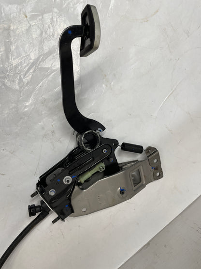 2014 Chevy Camaro ZL1 Manual Transmission Pedal Set Brake & Clutch Assembly OEM - Day's Parts Yard