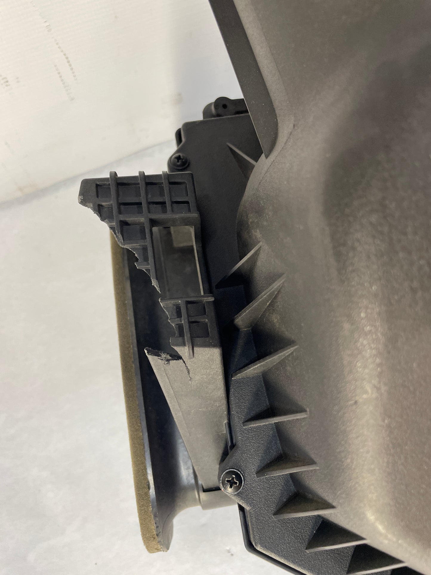 2018 Chevy Camaro ZL1 Factory OEM Air Intake Box Assembly