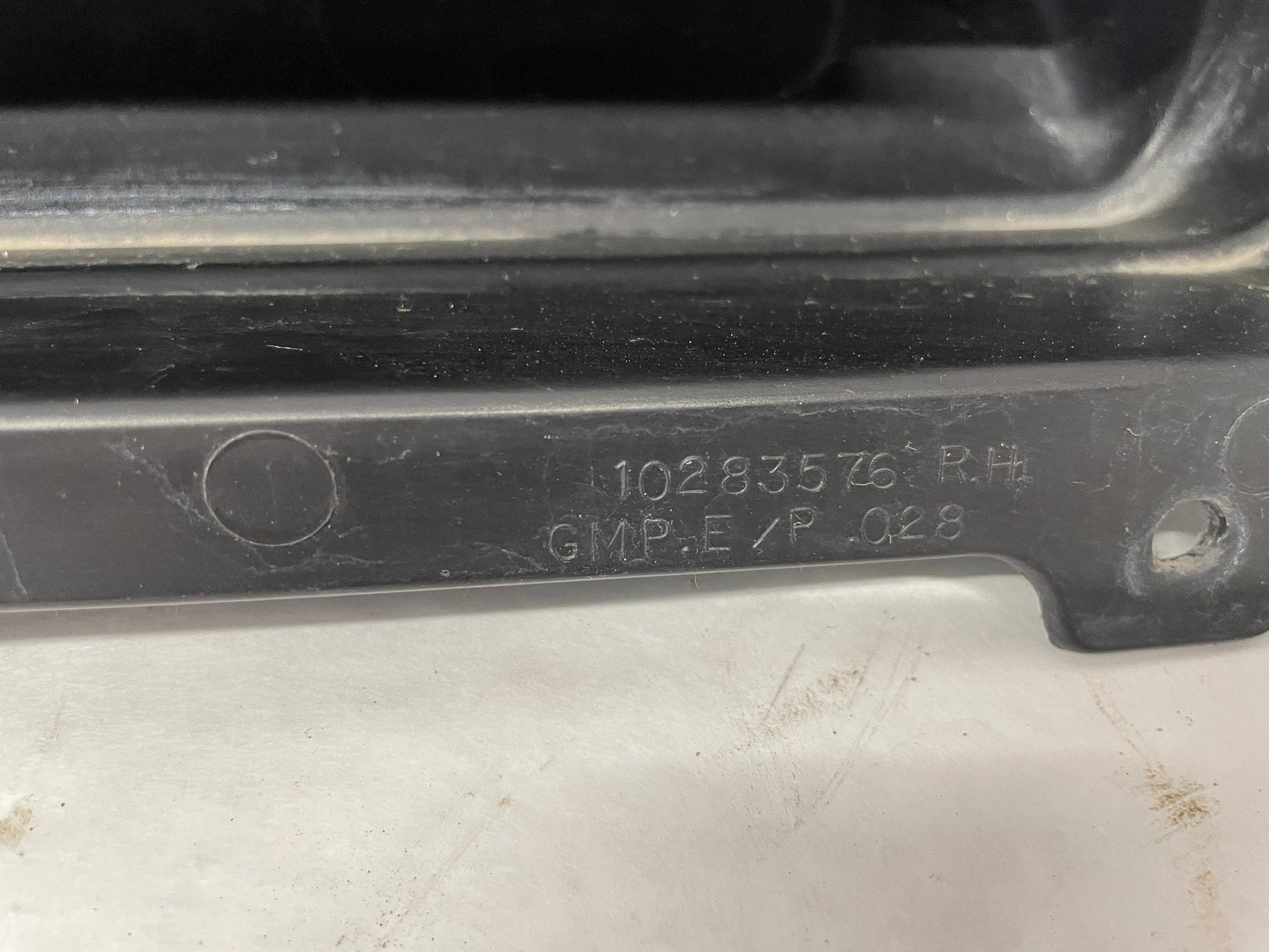 2004 Chevy C5 Corvette RH Passenger Fog Light Deflector Bezel OEM - Day's Parts Yard