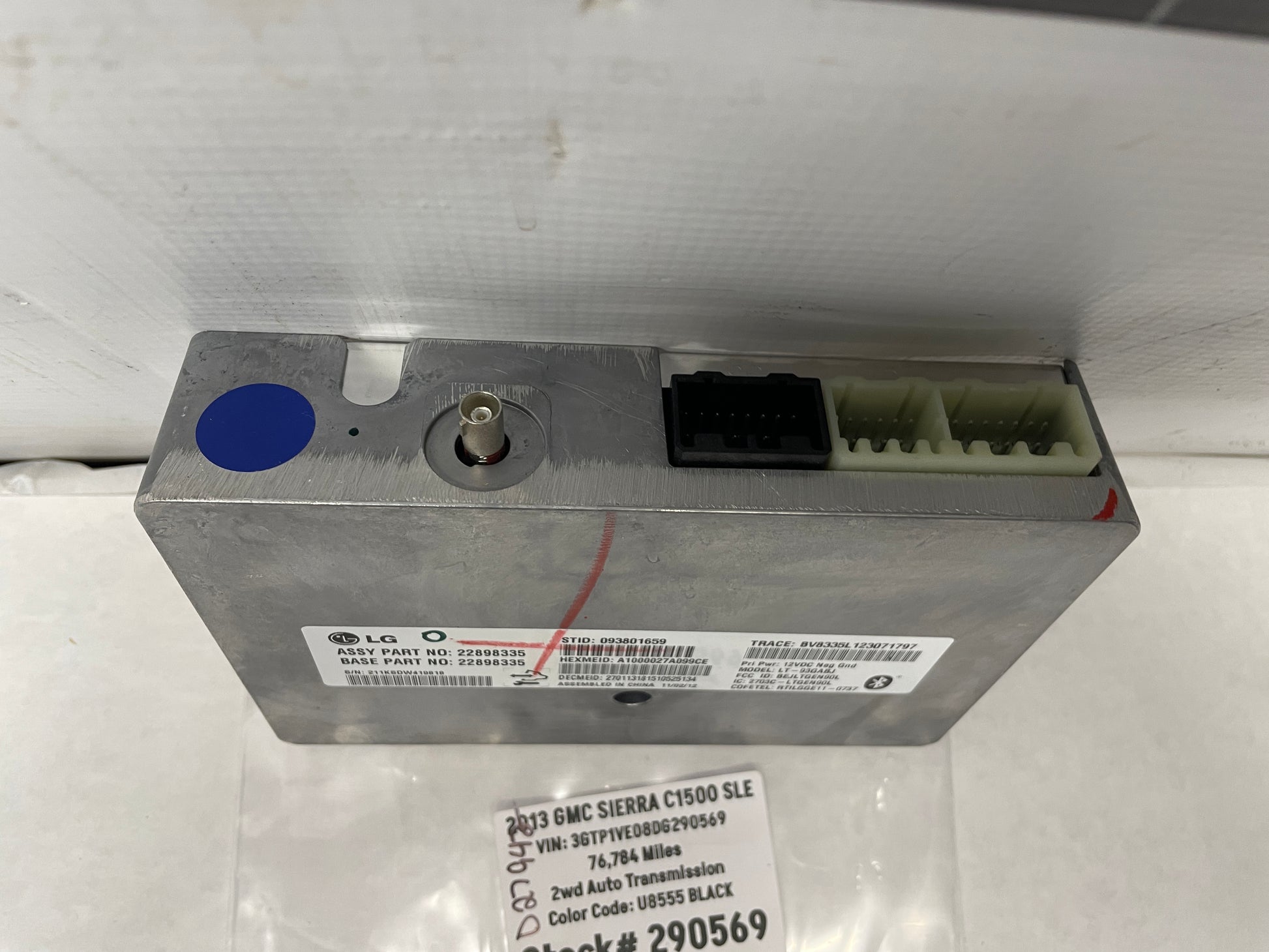 2013 GMC Sierra C1500 SLE Communication OnStar Control Module OEM - Day's Parts Yard