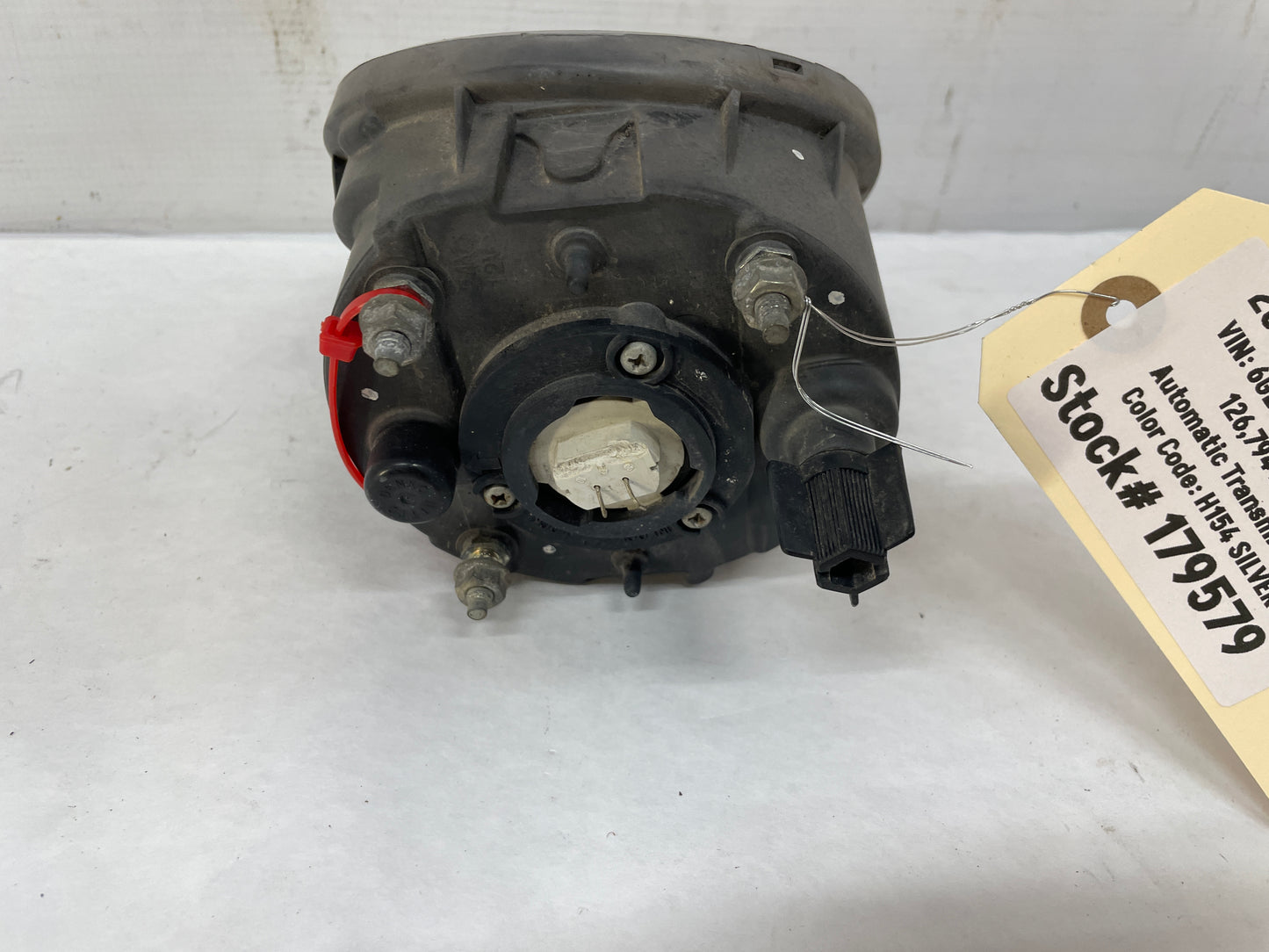 2004 Pontiac GTO RH Passenger Fog Light Lamp OEM