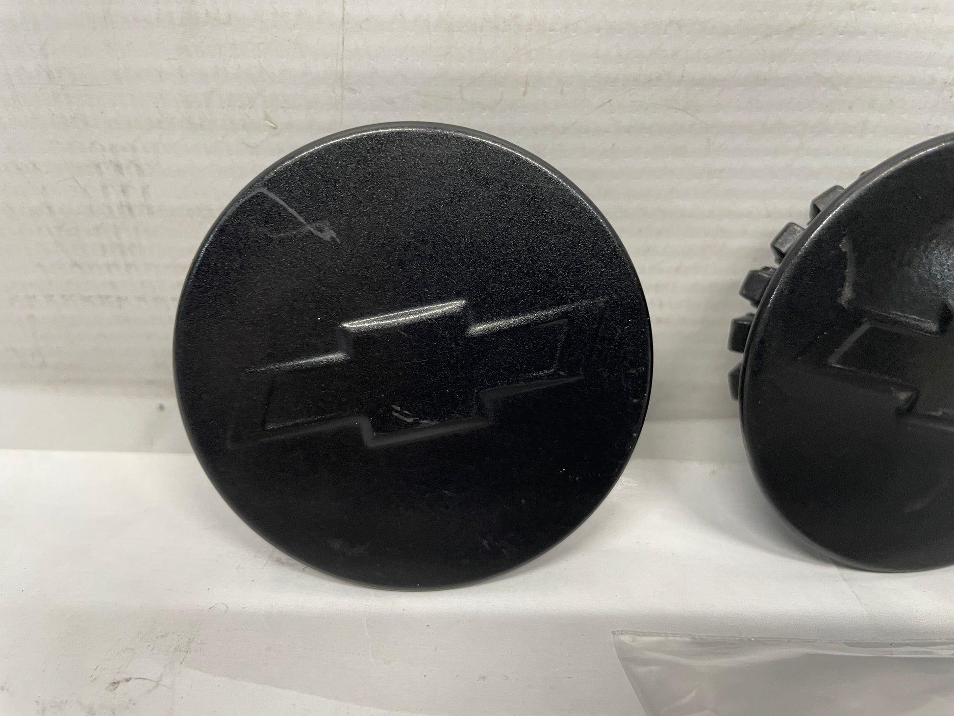 2014 Chevy Camaro ZL1 Wheel Center Cap Set Black OEM - Day's Parts Yard