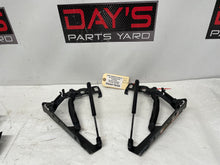 2008 Chevy Corvette RH & LH Trunk Hinges OEM - Day's Parts Yard