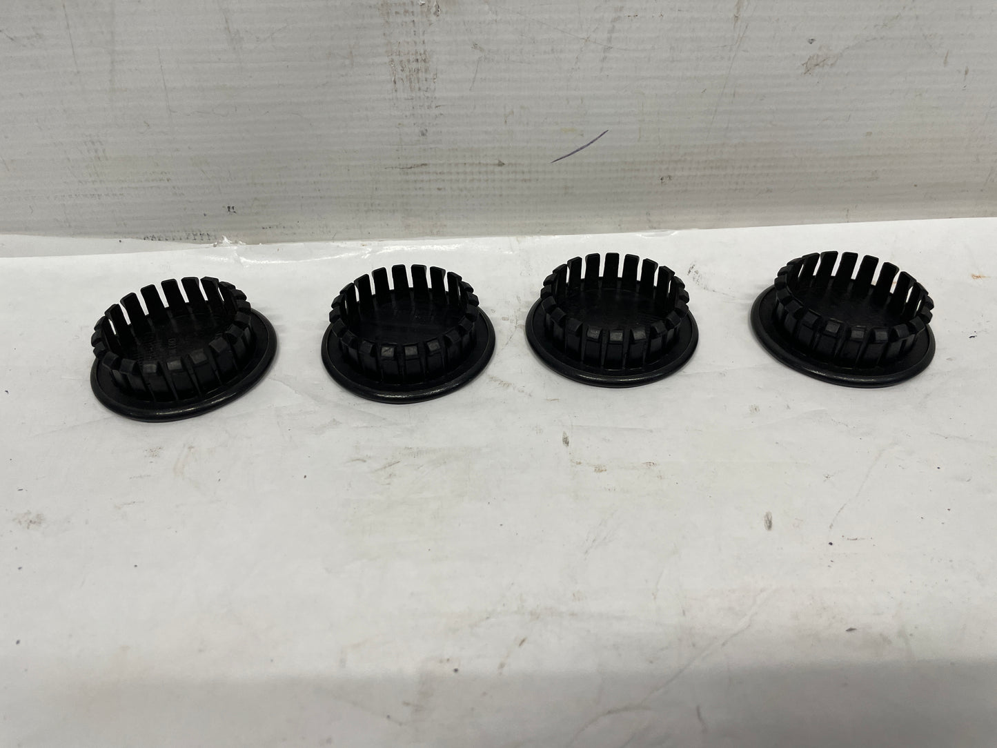 2014 Chevy Camaro ZL1 Wheel Center Cap Set Black OEM - Day's Parts Yard