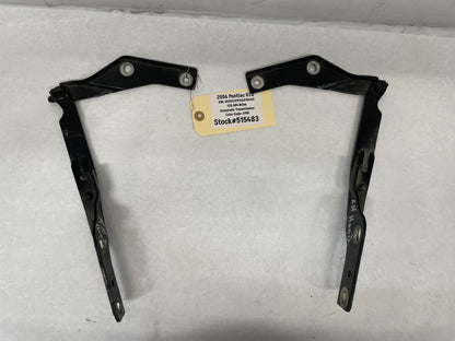 2006 Pontiac GTO RH & LH Hood Hinges OEM - Day's Parts Yard
