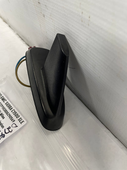 2013 GMC Sierra C1500 SLE GPS Map Radio Module Shark Fin Antenna OEM - Day's Parts Yard