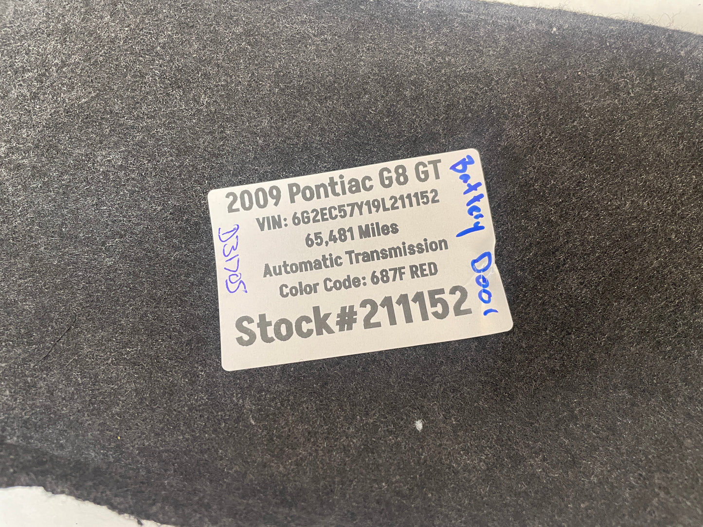 2009 Pontiac G8 GT Battery Stowage Access Hole Door Carpet Felt Trim Cover OEM - Day's Parts Yard