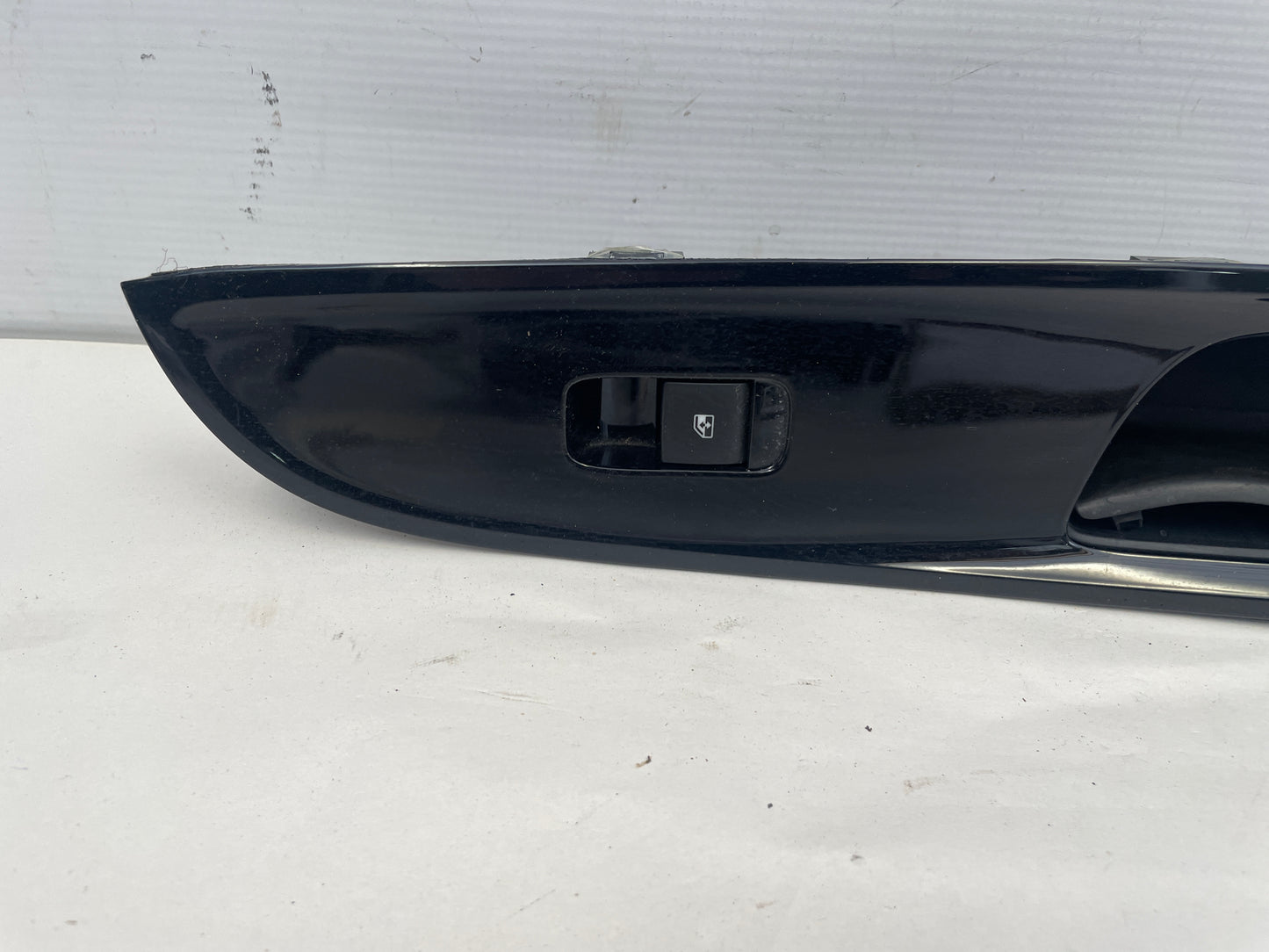 2017 Chevy SS Sedan Front RH Passenger Door Panel Window Switch OEM - Day's Parts Yard