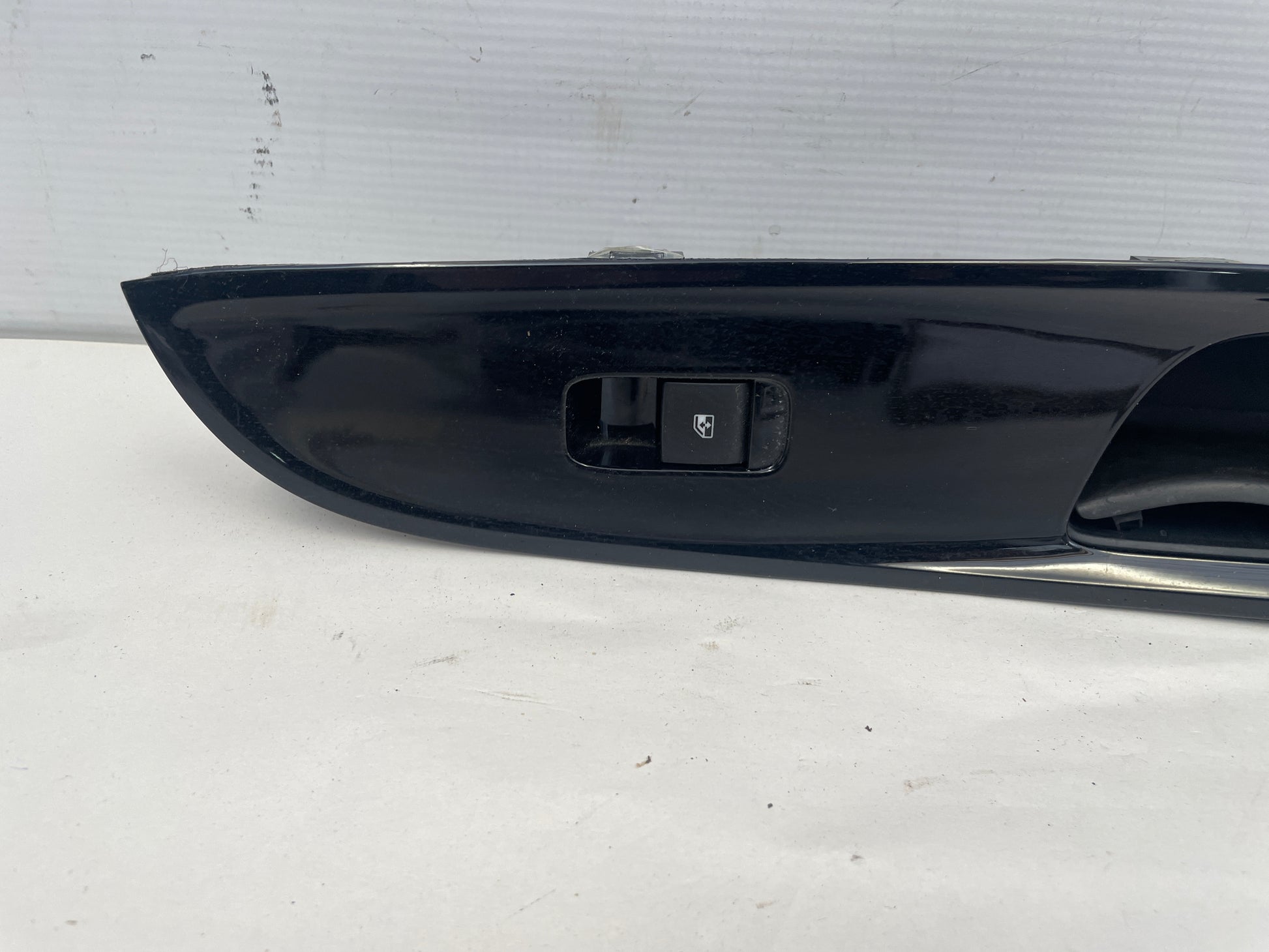 2017 Chevy SS Sedan Front RH Passenger Door Panel Window Switch OEM - Day's Parts Yard