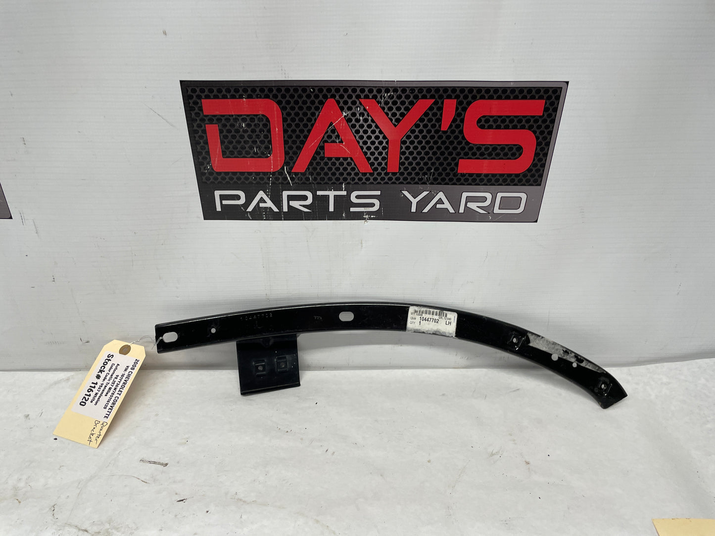 2008 Chevy Corvette LH Driver Quarter Panel Fender Reinforce Bracket OEM - Day's Parts Yard