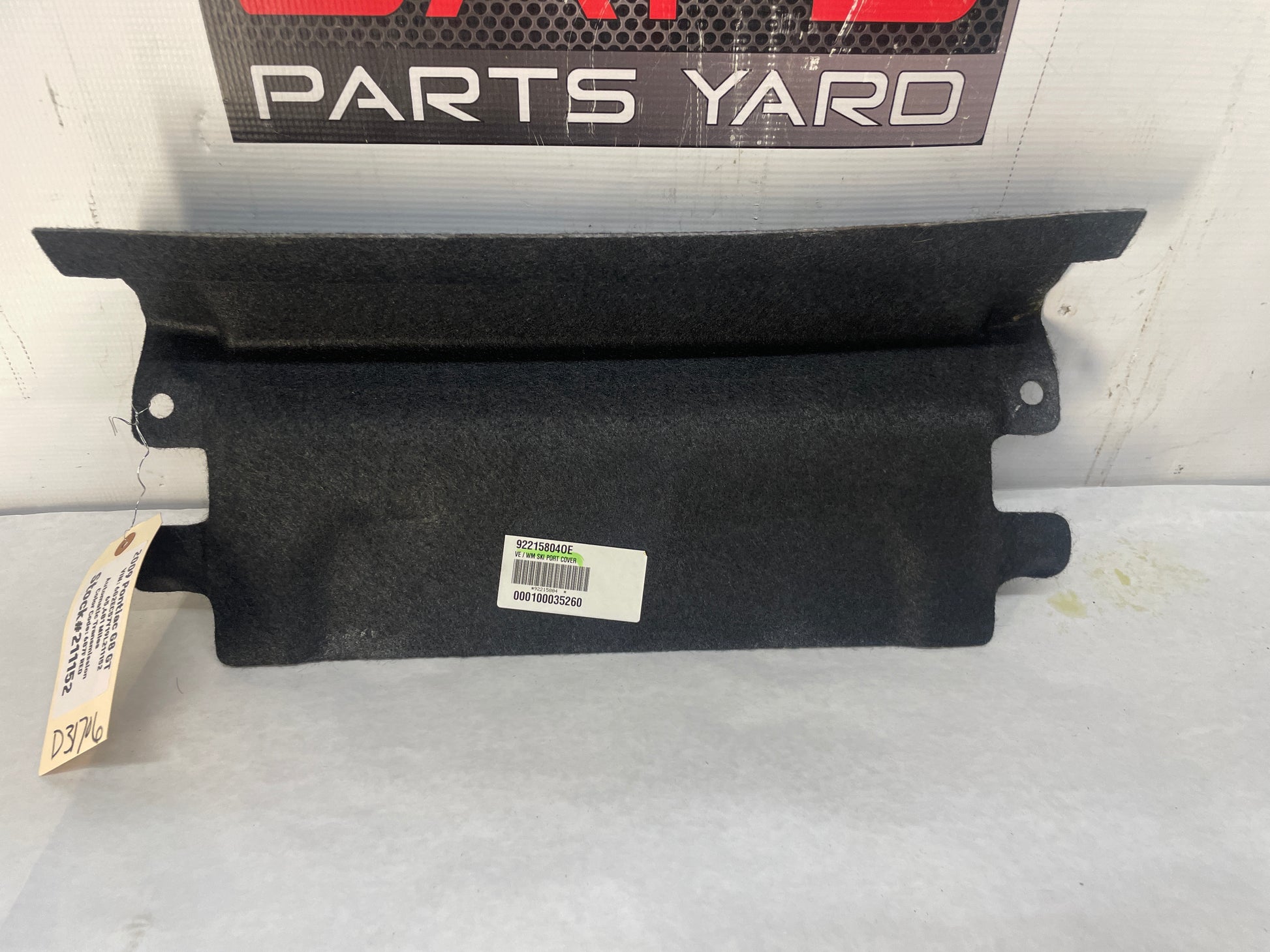 2009 Pontiac G8 GT Ski Port Felt Cover OEM - Day's Parts Yard