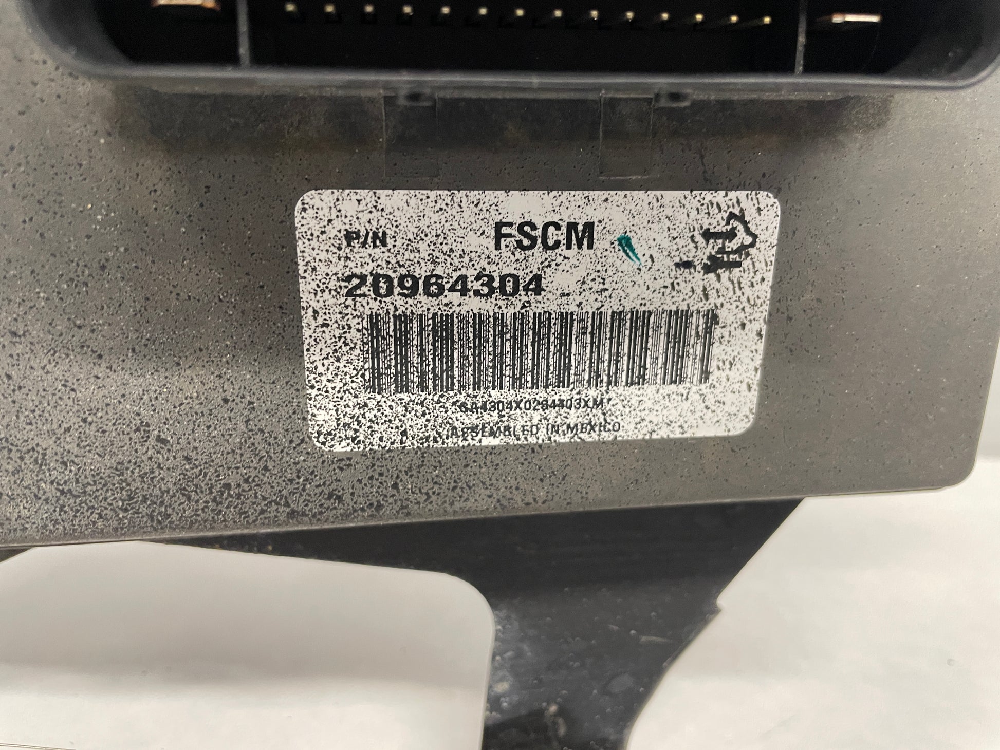 2013 GMC Sierra C1500 SLE Fuel Pump Modular w/ Bracket OEM - Day's Parts Yard