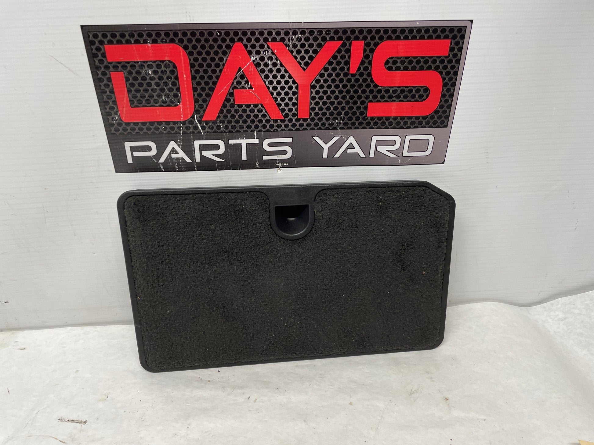 2008 Chevy Corvette Rear Battery Cover OEM - Day's Parts Yard