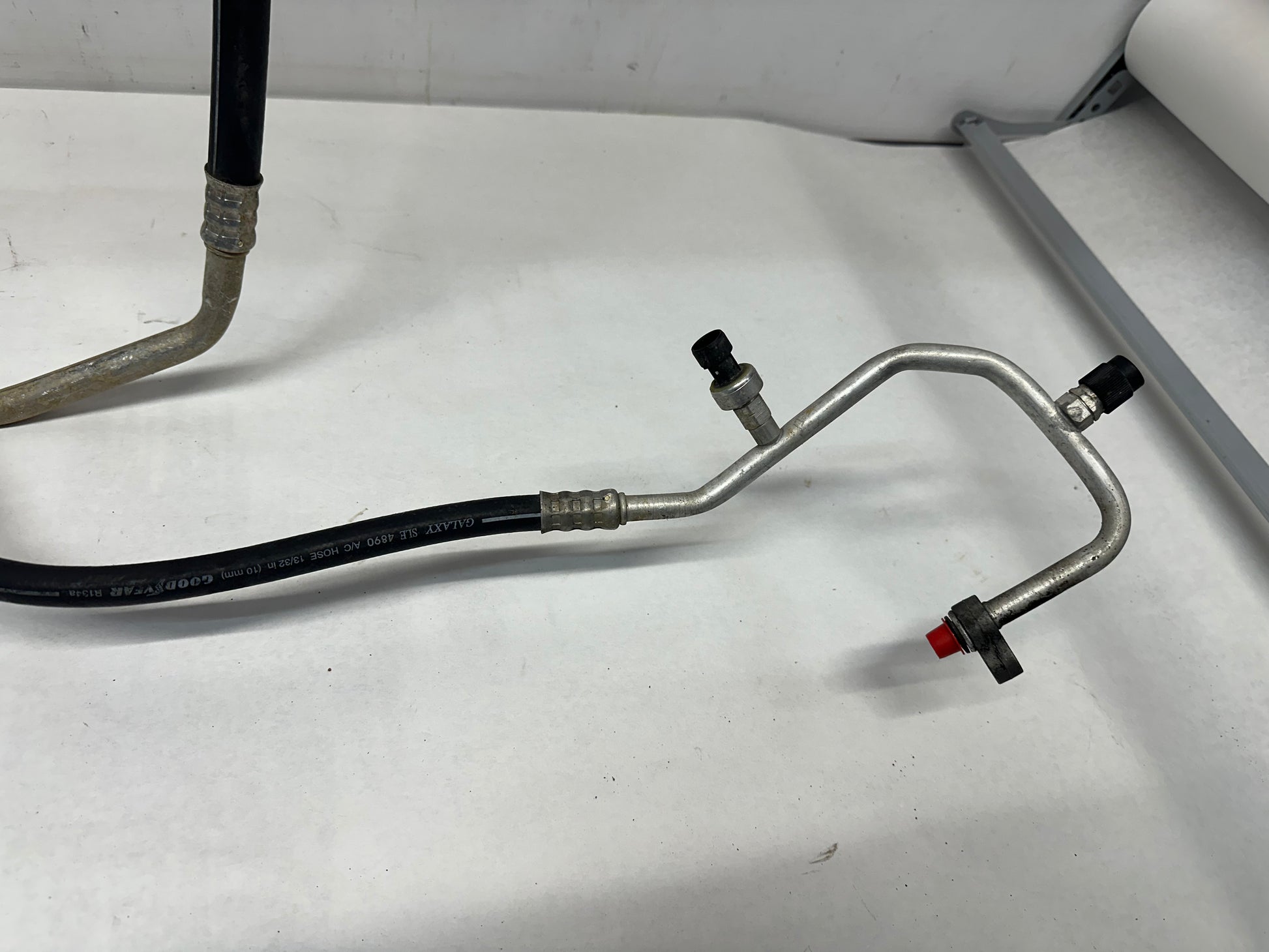 2010 Chevy Camaro SS Air Conditioner Manifold Hose Line Tube Assembly OEM - Day's Parts Yard